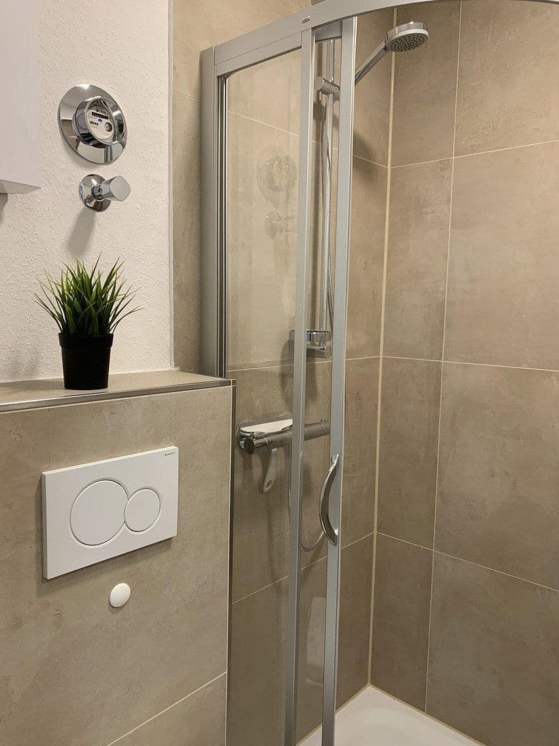 Pronájem bytu 2+1 30 m², Bussilliatweg 14, Hannover, Dolní Sasko Pronájem bytu 2+1 30 m², Bussilliatweg 14, Hannover, Dolní Sasko