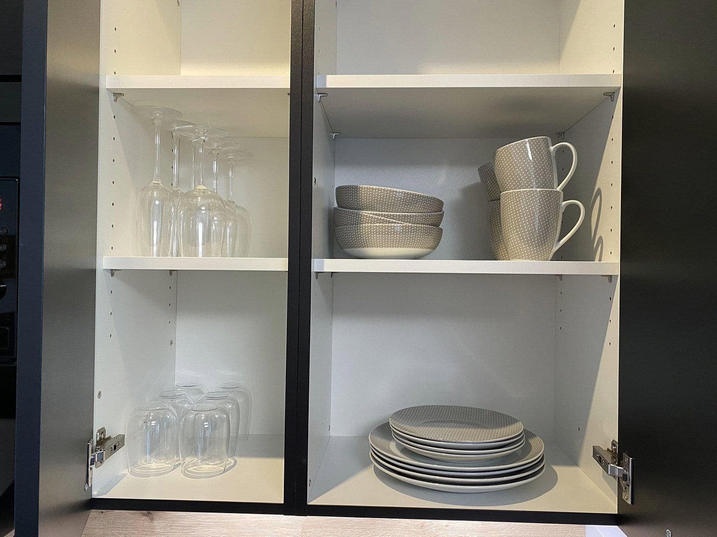 Pronájem bytu 2+1 30 m², Bussilliatweg 14, Hannover, Dolní Sasko Pronájem bytu 2+1 30 m², Bussilliatweg 14, Hannover, Dolní Sasko