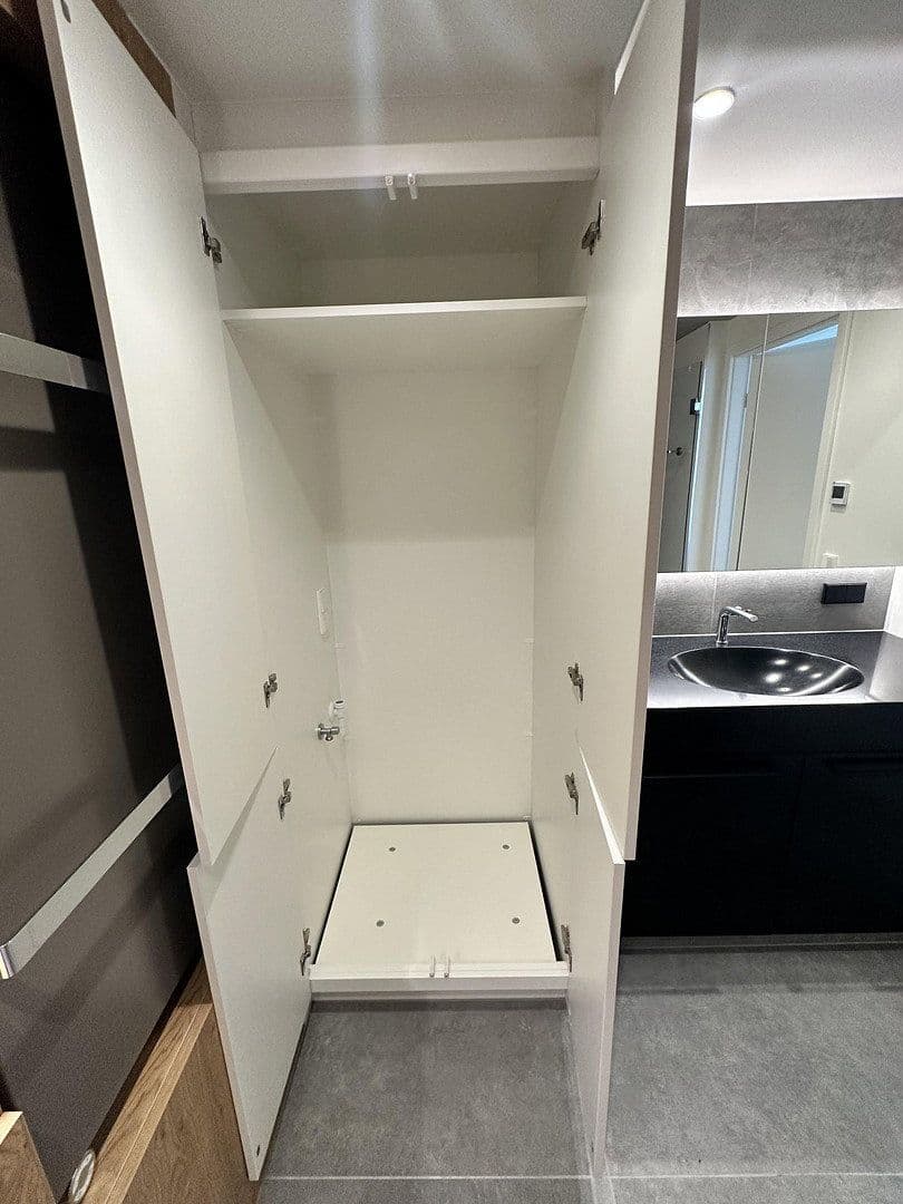 Pronájem bytu 3+1 68 m², Bellingweg 24, Stuttgart, Bádensko-Württembersko Pronájem bytu 3+1 68 m², Bellingweg 24, Stuttgart, Bádensko-Württembersko