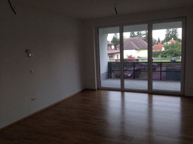 Pronájem bytu 2+1 53 m², Jubiläumstraße 28, Großweikersdorf, Dolní Rakousko Pronájem bytu 2+1 53 m², Jubiläumstraße 28, Großweikersdorf, Dolní Rakousko