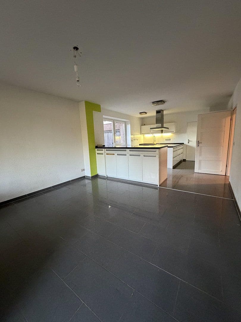 Prodej domu 337 m², pozemek 782 m², An der Lilie 33, Ratingen, Severní Porýní-Vestfálsko Prodej domu 337 m², pozemek 782 m², An der Lilie 33, Ratingen, Severní Porýní-Vestfálsko