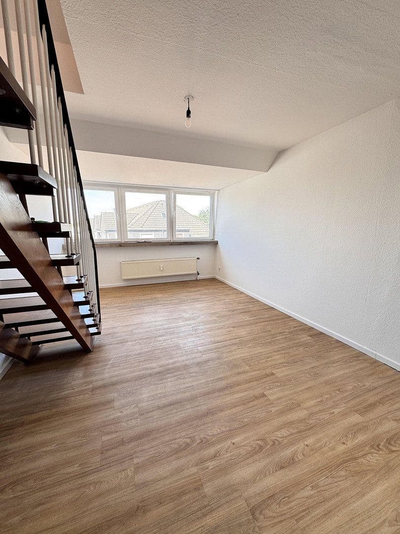 Pronájem bytu 2+1 46 m², Bochumer Straße 10, Köln, Severní Porýní-Vestfálsko Pronájem bytu 2+1 46 m², Bochumer Straße 10, Köln, Severní Porýní-Vestfálsko