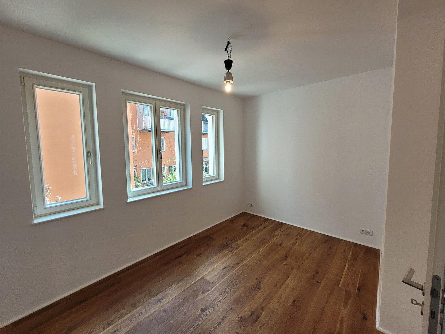 Prodej domu 145 m², pozemek 45 m², Potsdam, Braniborsko Prodej domu 145 m², pozemek 45 m², Potsdam, Braniborsko