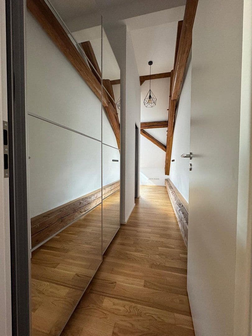 Pronájem bytu 4+1 81 m², Chemnitz, Sasko Pronájem bytu 4+1 81 m², Chemnitz, Sasko