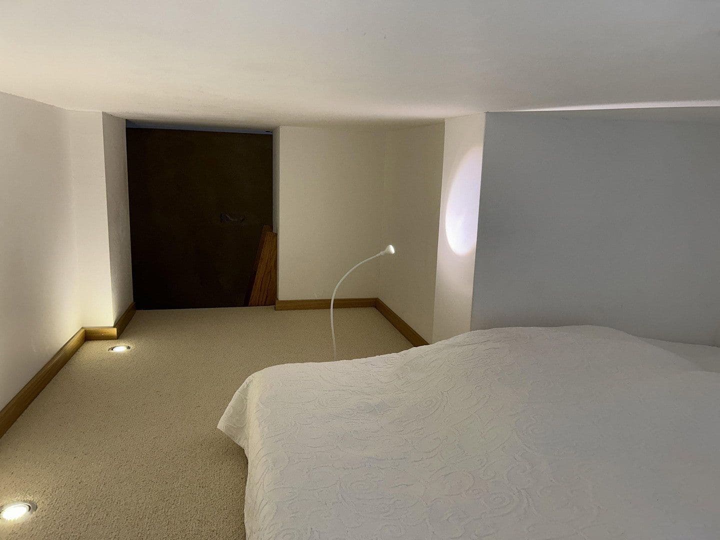 Pronájem bytu 2+1 52 m², Dirschauer Straße 6, Berlin, Berlín Pronájem bytu 2+1 52 m², Dirschauer Straße 6, Berlin, Berlín