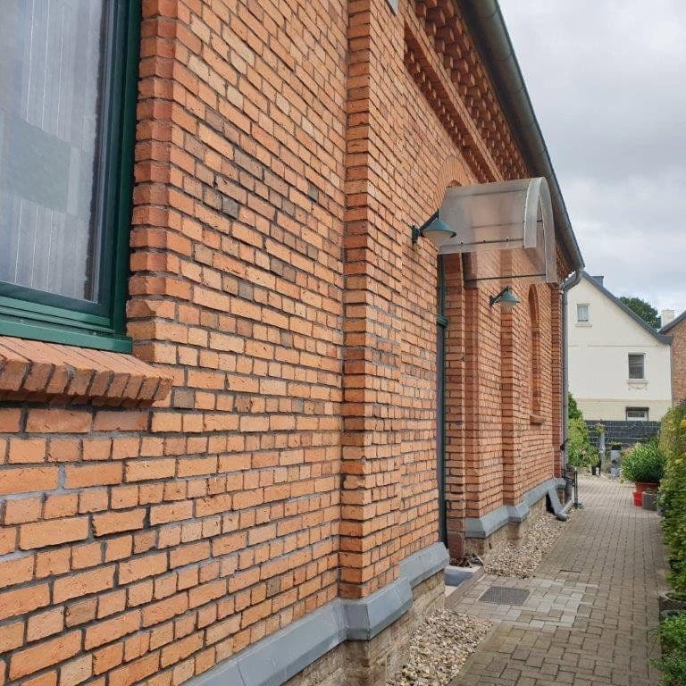 Prodej domu 130 m², pozemek 403 m², Berga, Sasko-Anhaltsko Prodej domu 130 m², pozemek 403 m², Berga, Sasko-Anhaltsko