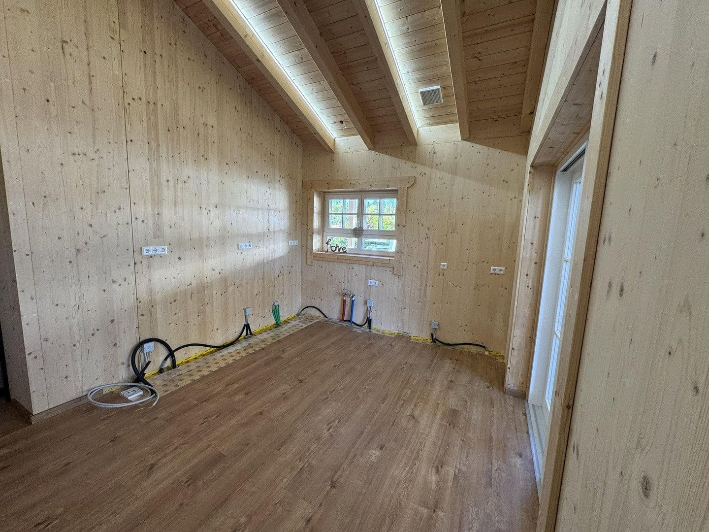 Prodej domu 114 m², pozemek 2.874 m², In den Gärten 2, Großerlach, Bádensko-Württembersko Prodej domu 114 m², pozemek 2.874 m², In den Gärten 2, Großerlach, Bádensko-Württembersko