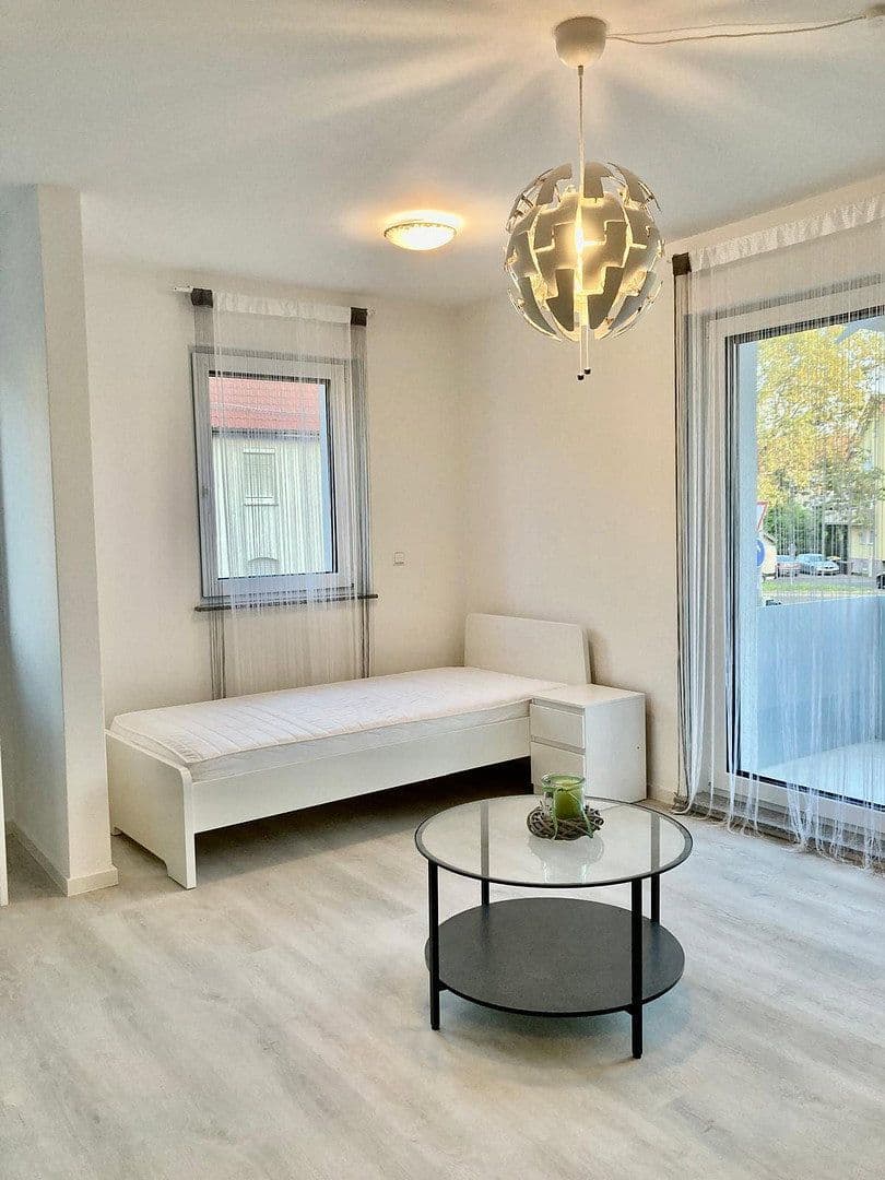 Pronájem bytu 1+1 25 m², Heilbronn, Bádensko-Württembersko Pronájem bytu 1+1 25 m², Heilbronn, Bádensko-Württembersko