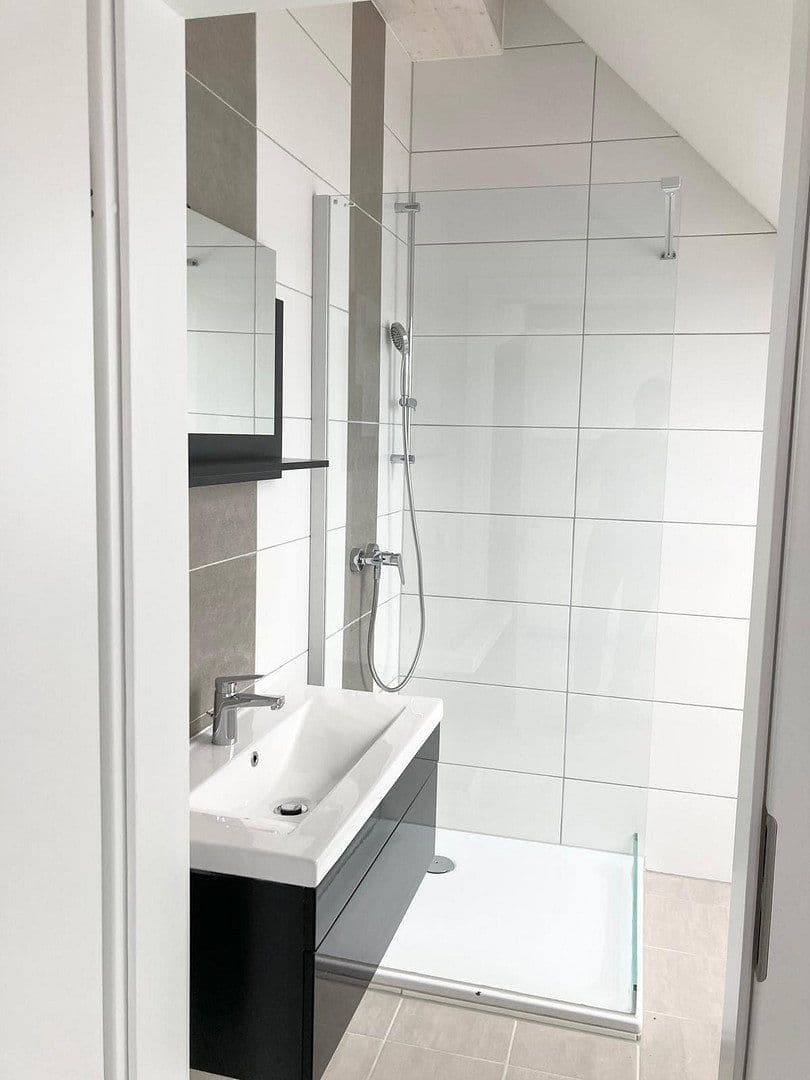 Pronájem bytu 1+1 25 m², Heilbronn, Bádensko-Württembersko Pronájem bytu 1+1 25 m², Heilbronn, Bádensko-Württembersko