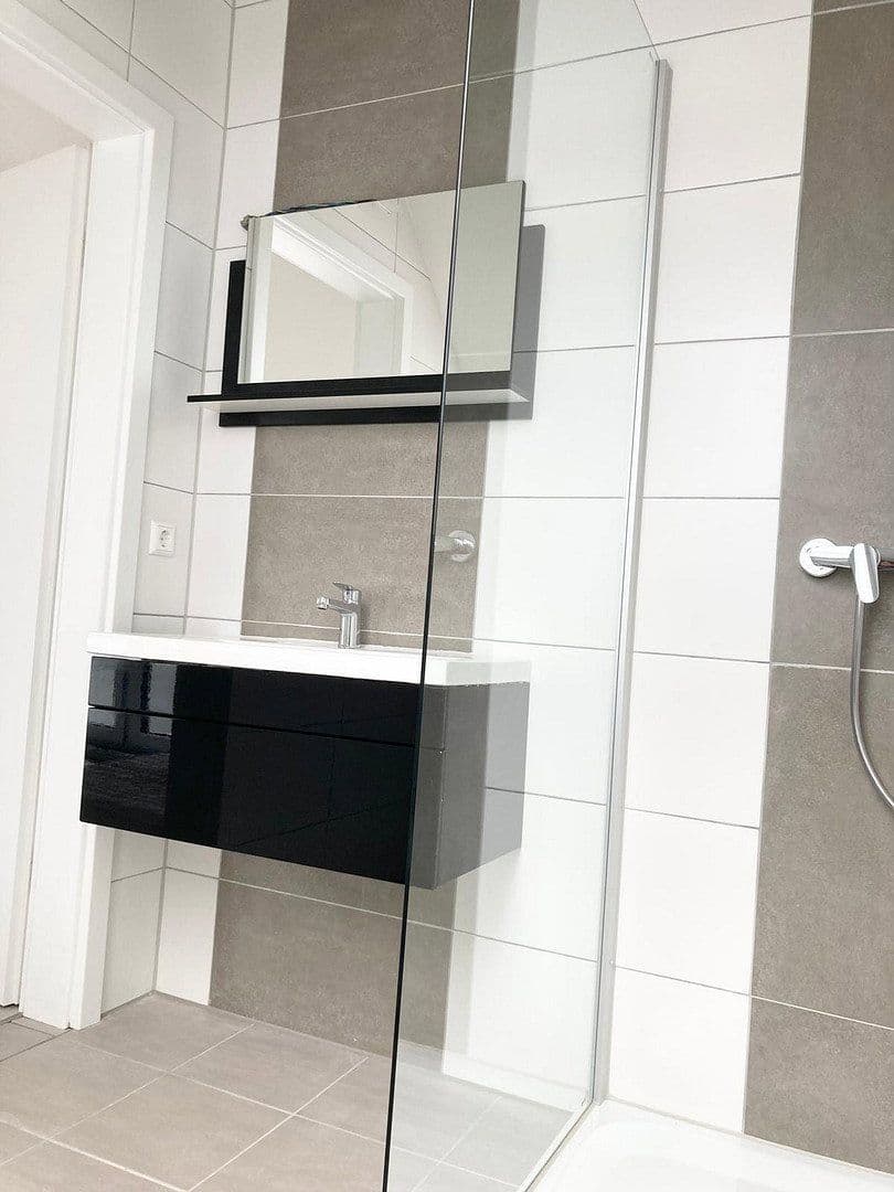 Pronájem bytu 1+1 25 m², Heilbronn, Bádensko-Württembersko Pronájem bytu 1+1 25 m², Heilbronn, Bádensko-Württembersko