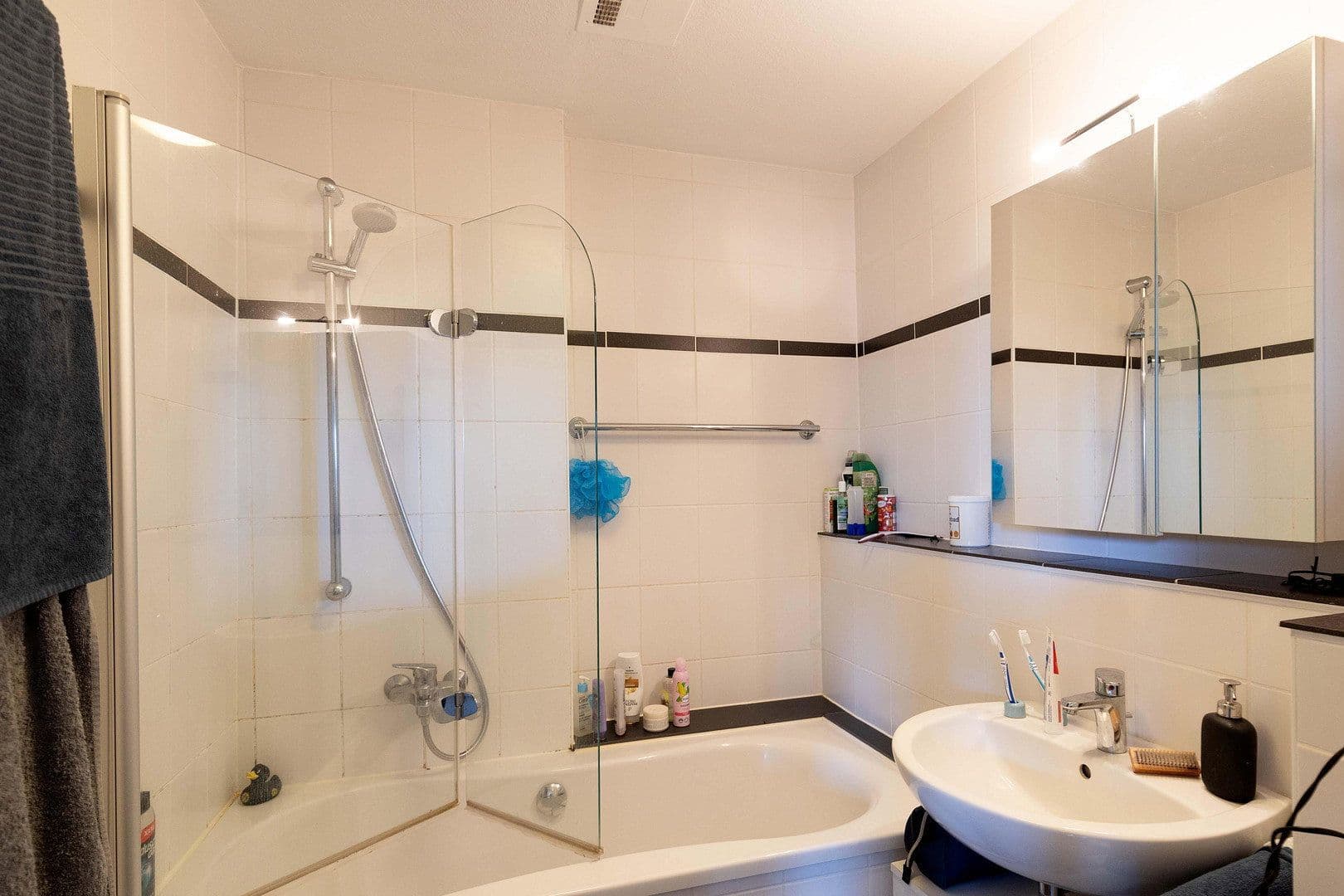 Prodej bytu 2+1 77 m², Thomas-Mann-Straße 44a, Bonn, Severní Porýní-Vestfálsko Prodej bytu 2+1 77 m², Thomas-Mann-Straße 44a, Bonn, Severní Porýní-Vestfálsko