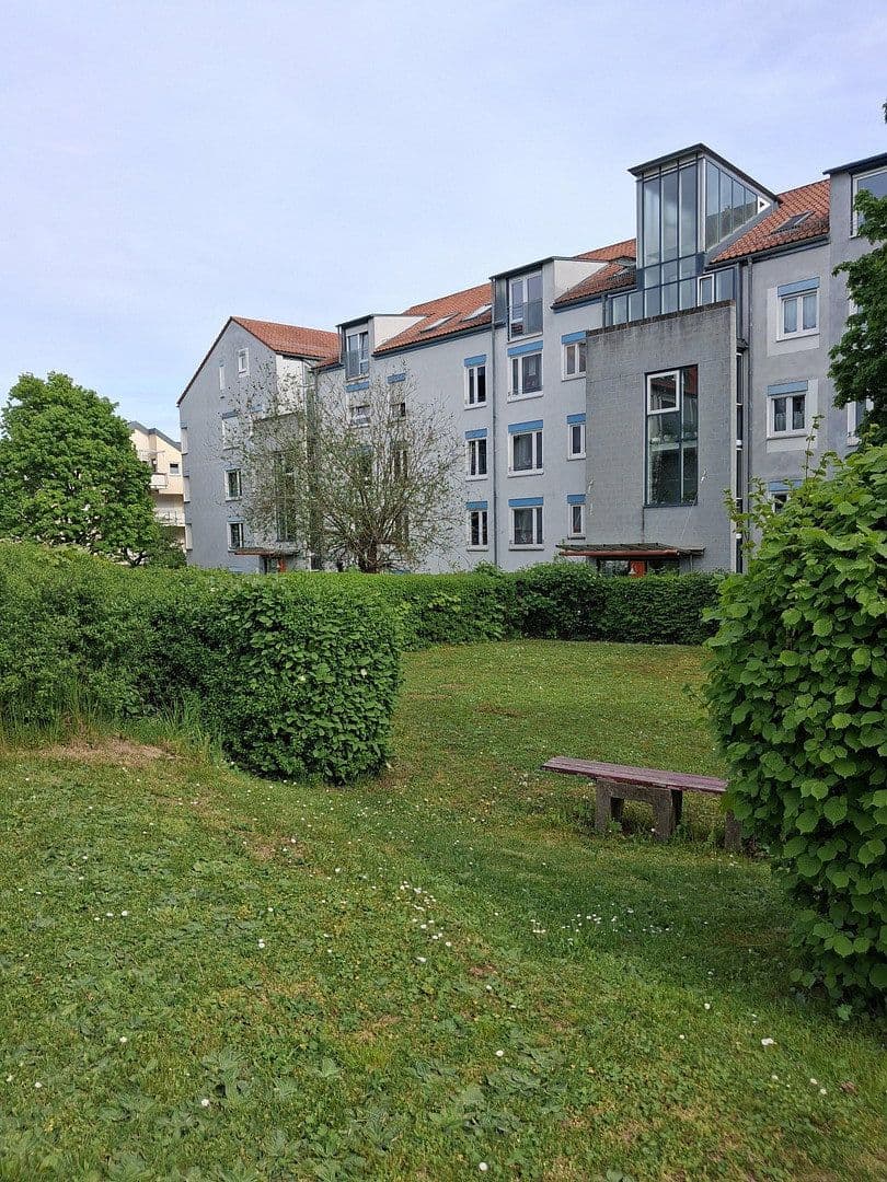 Prodej bytu 4+1 107 m², Böblingen, Bádensko-Württembersko Prodej bytu 4+1 107 m², Böblingen, Bádensko-Württembersko