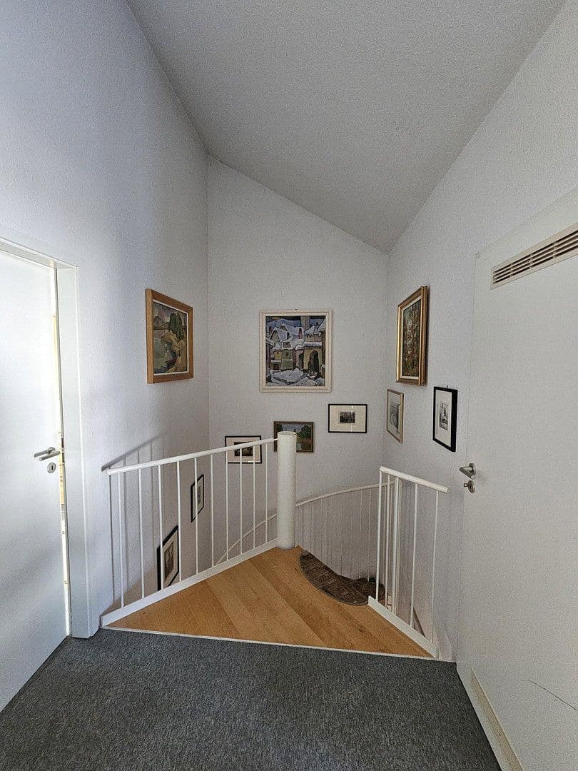 Prodej bytu 4+1 107 m², Böblingen, Bádensko-Württembersko Prodej bytu 4+1 107 m², Böblingen, Bádensko-Württembersko