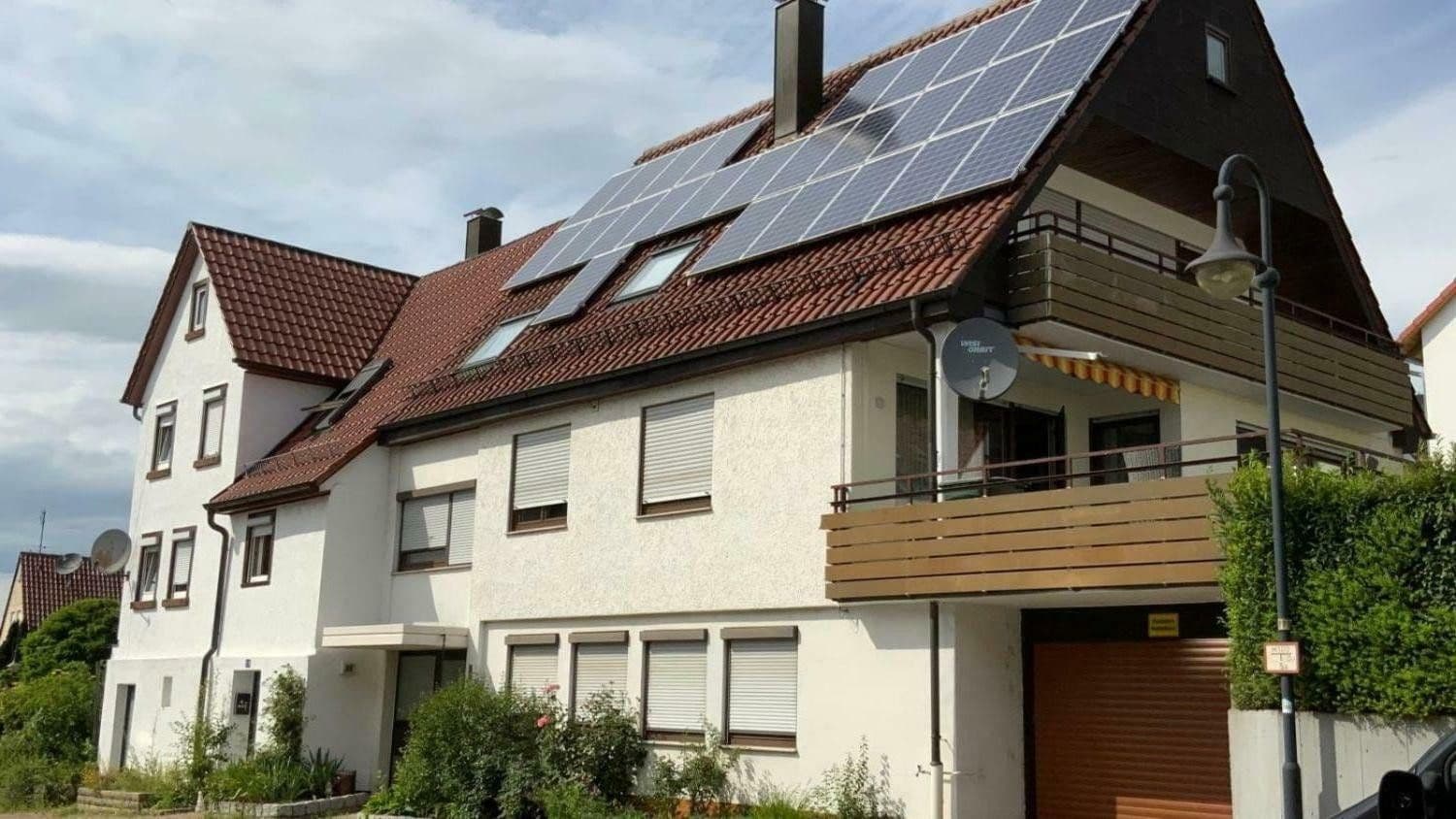 Prodej domu 256 m², pozemek 330 m², Winnenden, Bádensko-Württembersko Prodej domu 256 m², pozemek 330 m², Winnenden, Bádensko-Württembersko