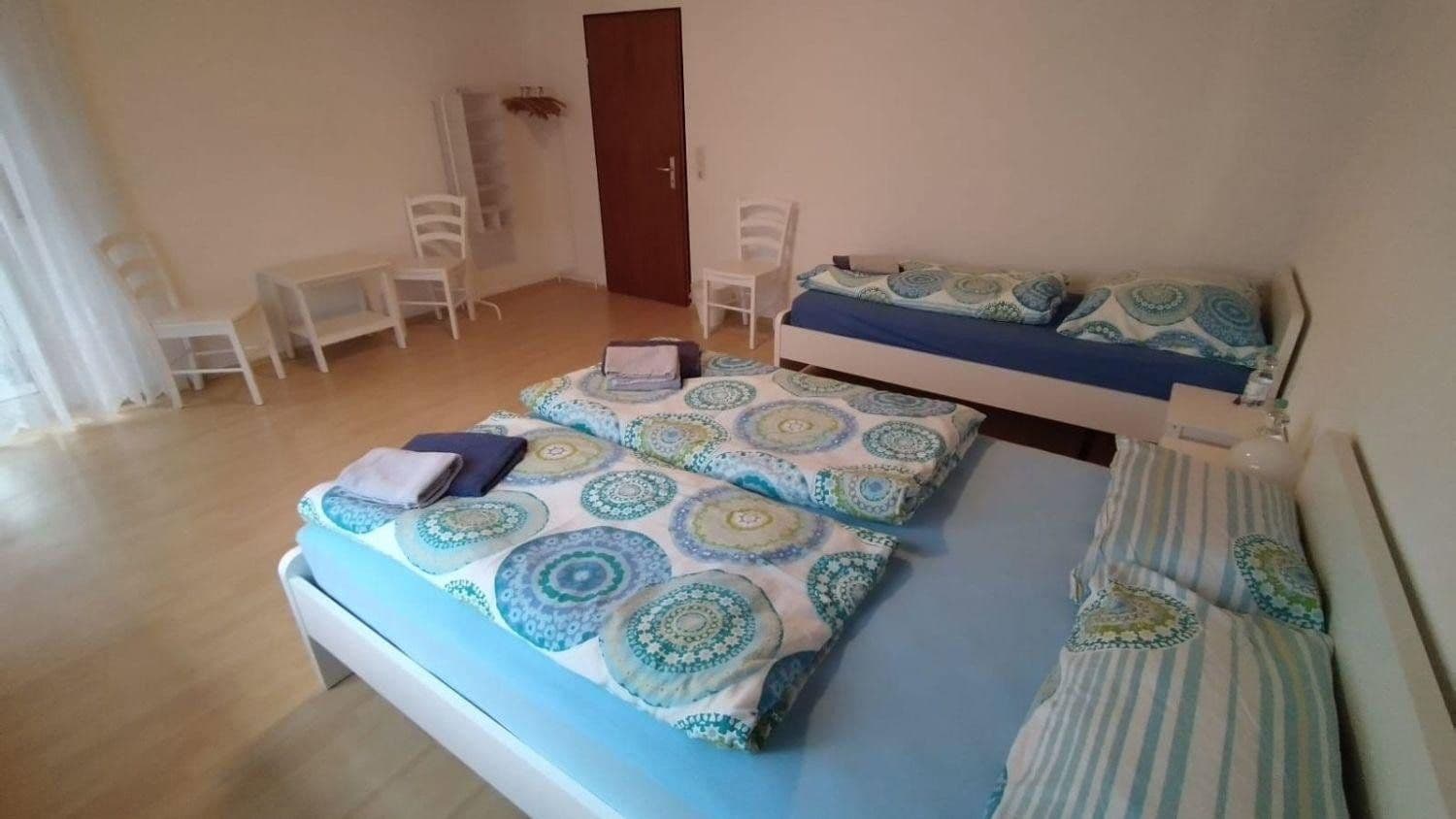 Prodej domu 256 m², pozemek 330 m², Winnenden, Bádensko-Württembersko Prodej domu 256 m², pozemek 330 m², Winnenden, Bádensko-Württembersko