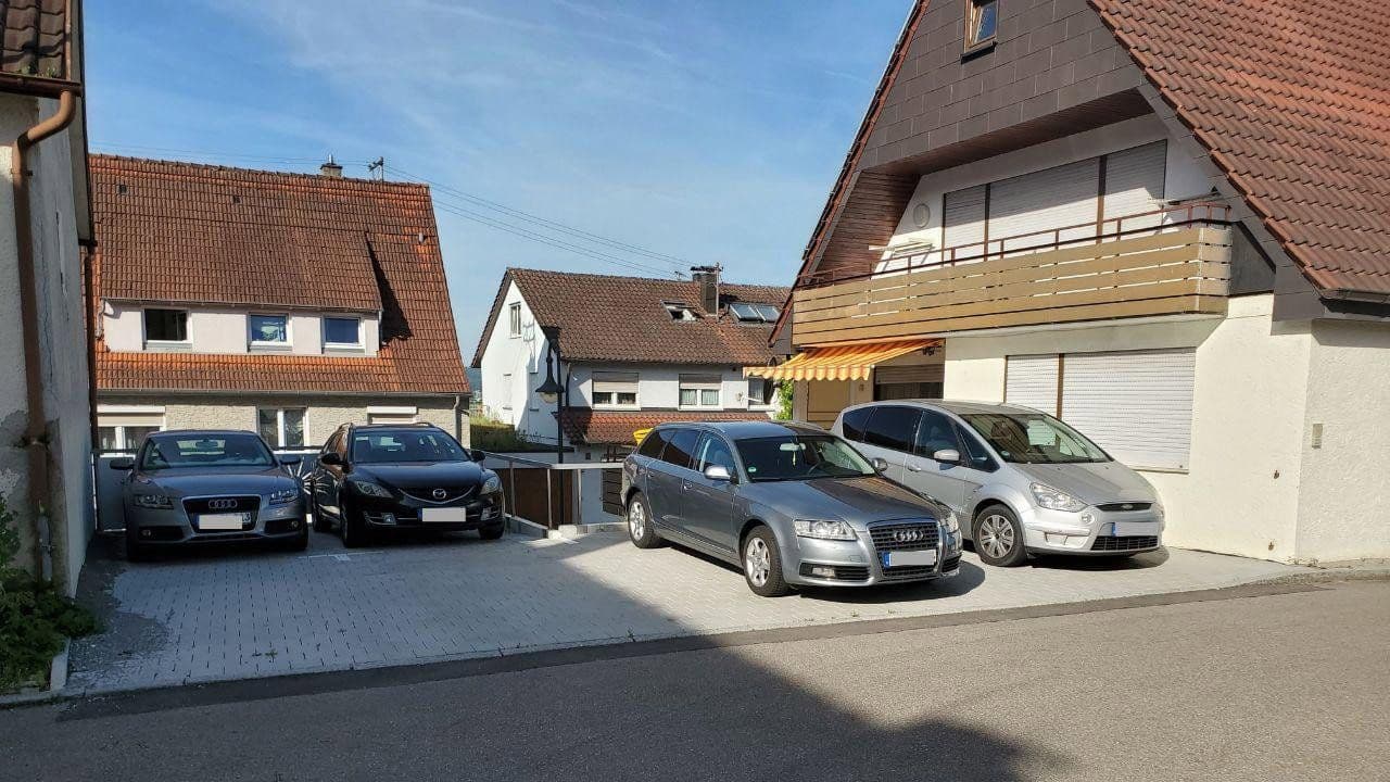 Prodej domu 256 m², pozemek 330 m², Winnenden, Bádensko-Württembersko Prodej domu 256 m², pozemek 330 m², Winnenden, Bádensko-Württembersko