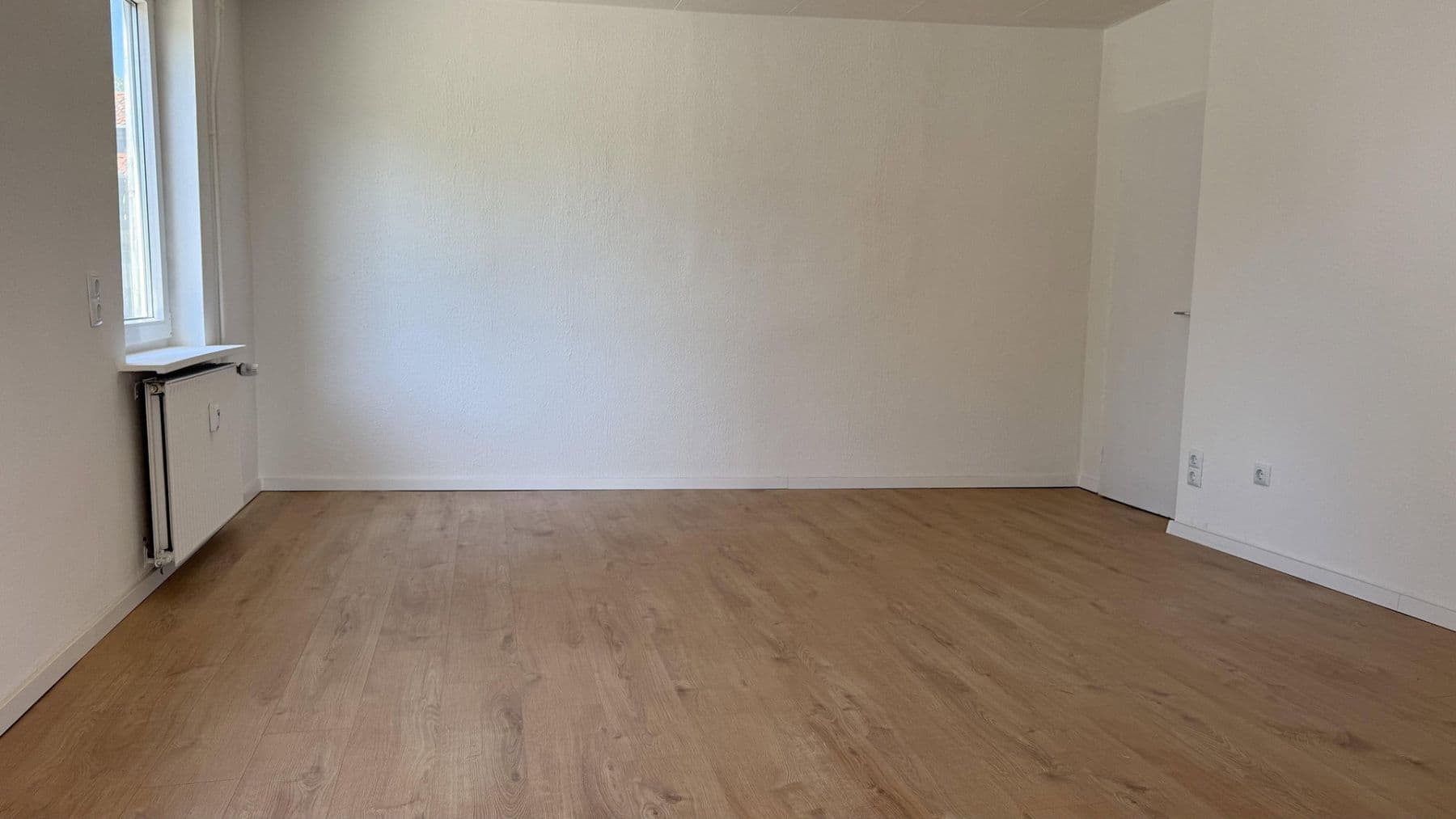 Pronájem bytu 2+1 66 m², Einbeck, Dolní Sasko Pronájem bytu 2+1 66 m², Einbeck, Dolní Sasko