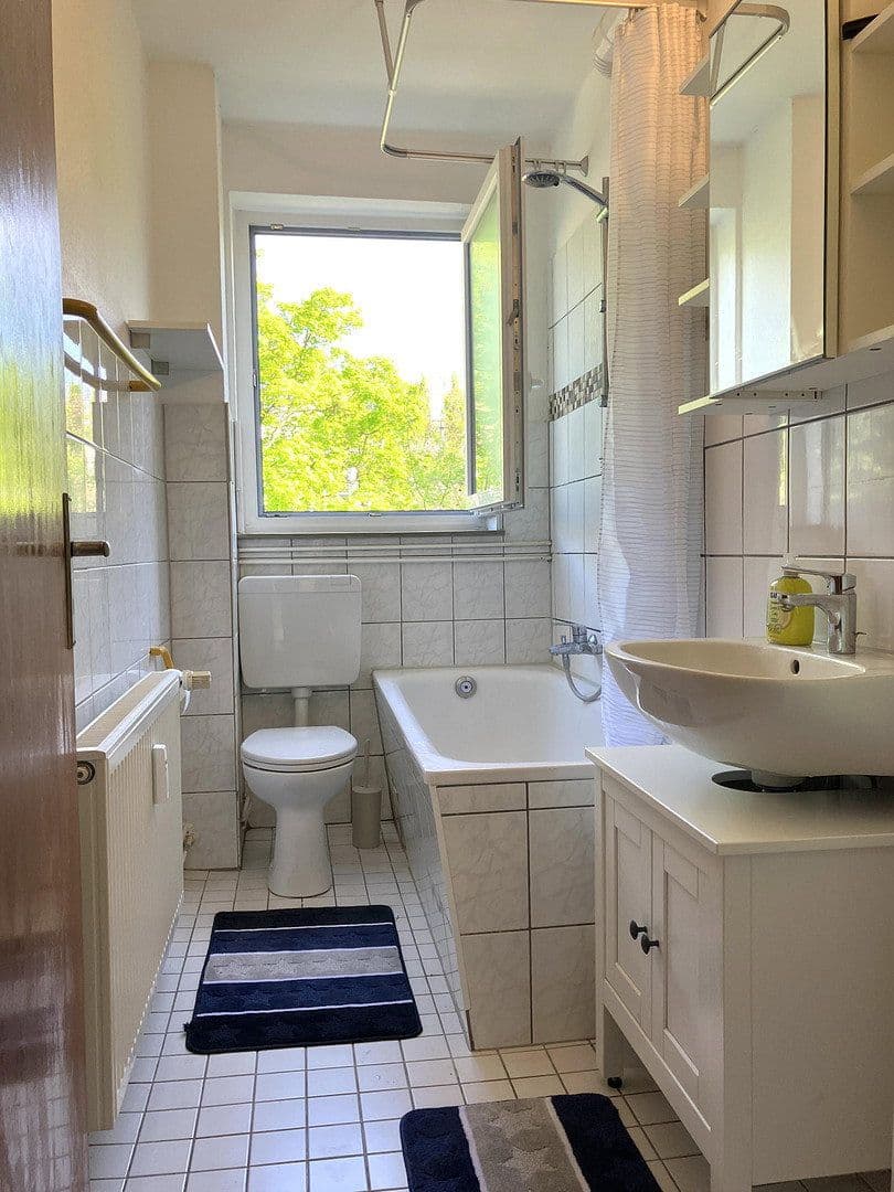 Prodej bytu 2+1 49 m², Steinmetzstr. 45a, Berlin, Berlín Prodej bytu 2+1 49 m², Steinmetzstr. 45a, Berlin, Berlín