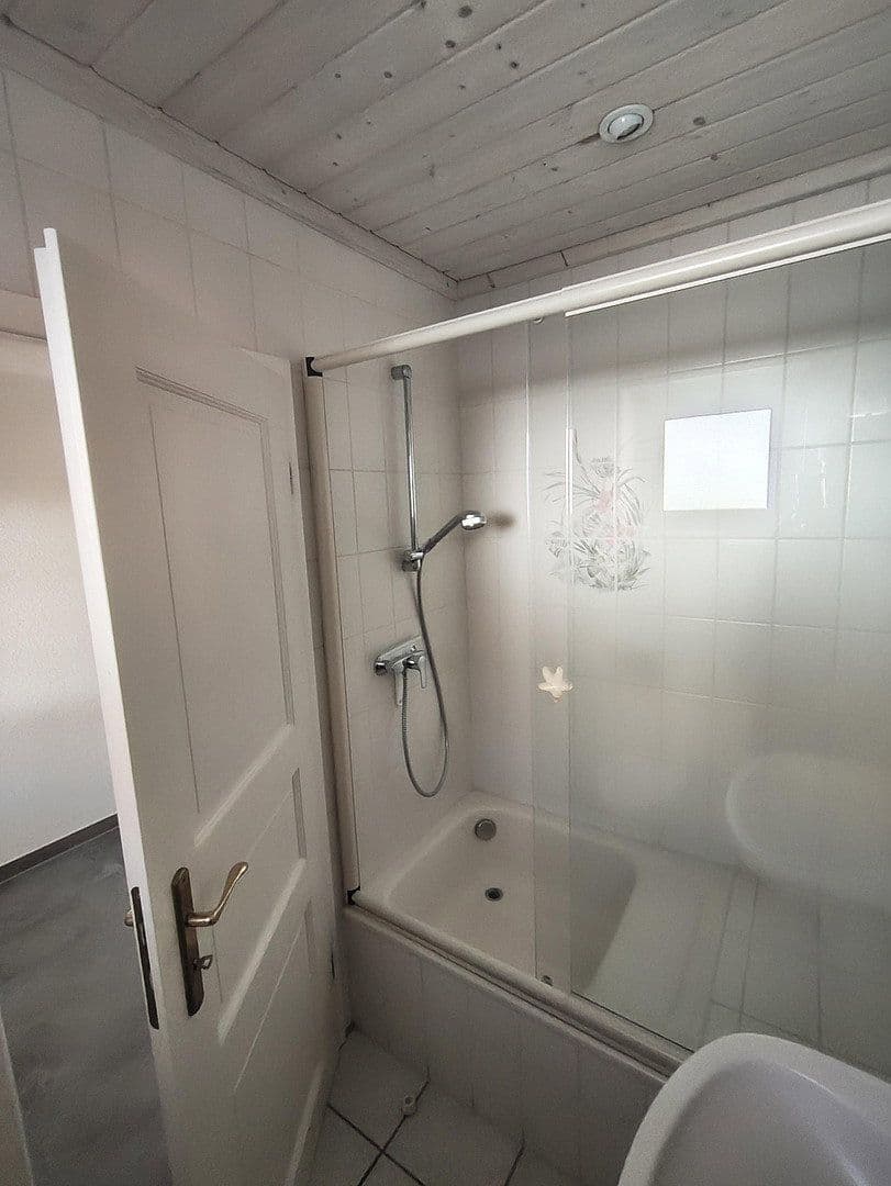 Pronájem domu 140 m², pozemek 900 m², Burgdorf, Dolní Sasko Pronájem domu 140 m², pozemek 900 m², Burgdorf, Dolní Sasko