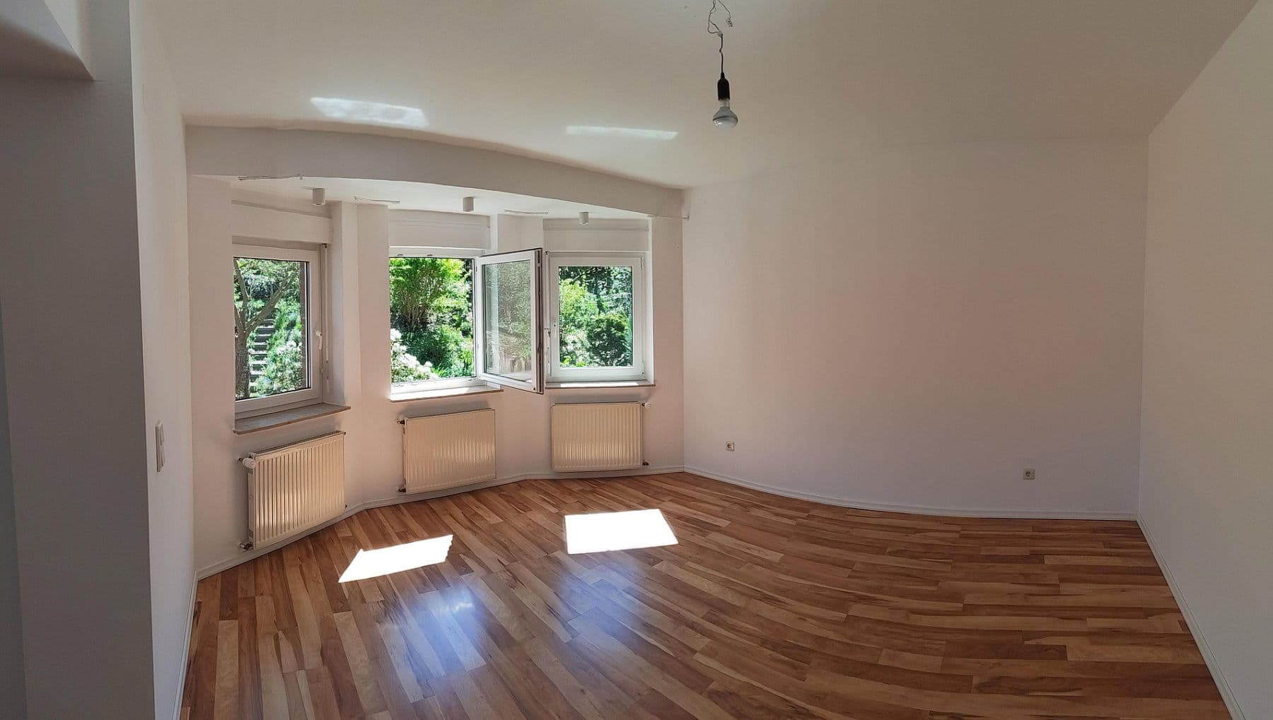 Pronájem domu 140 m², pozemek 900 m², Burgdorf, Dolní Sasko Pronájem domu 140 m², pozemek 900 m², Burgdorf, Dolní Sasko
