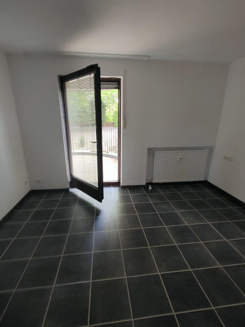 Pronájem bytu 2+1 54 m², Deichstraße 97, Gelsenkirchen, Severní Porýní-Vestfálsko Pronájem bytu 2+1 54 m², Deichstraße 97, Gelsenkirchen, Severní Porýní-Vestfálsko