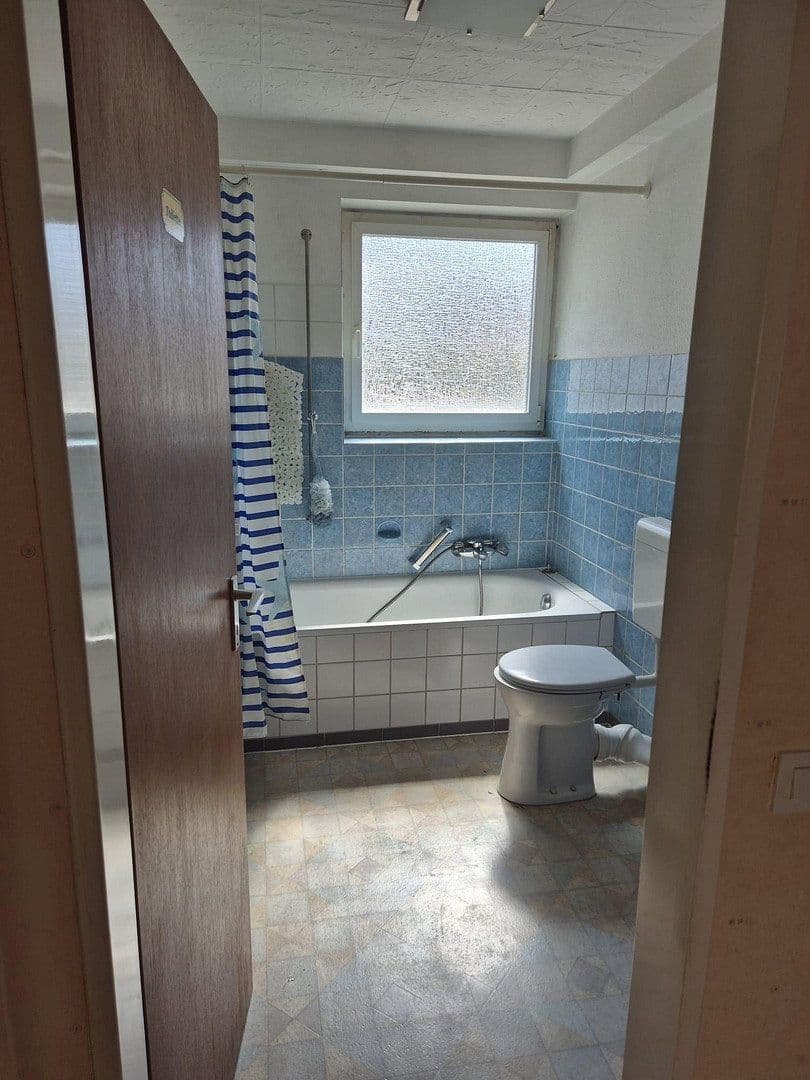 Pronájem bytu 3+1 84 m², Schulstraße 9, Schiffweiler, Země Sársko Pronájem bytu 3+1 84 m², Schulstraße 9, Schiffweiler, Země Sársko