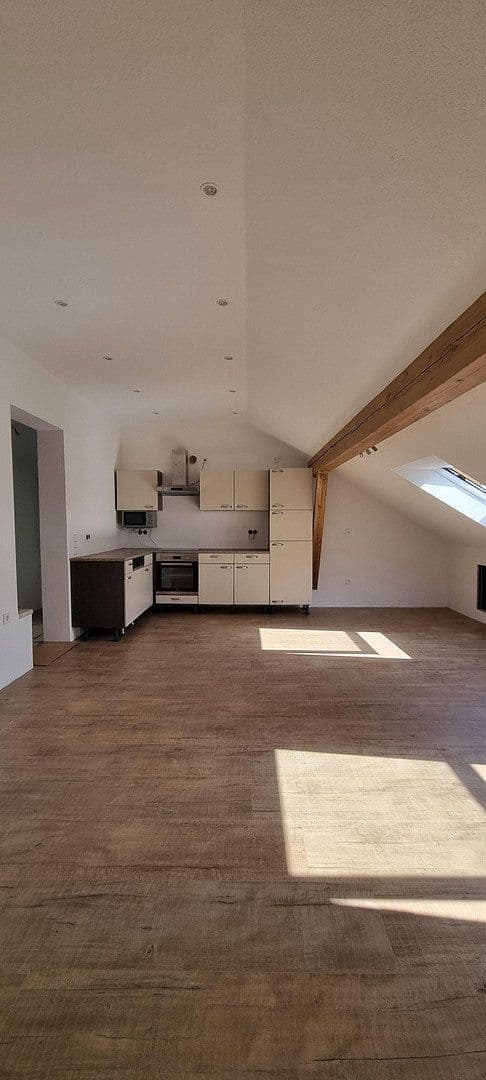 Pronájem bytu 2+1 50 m², Tamm, Bádensko-Württembersko Pronájem bytu 2+1 50 m², Tamm, Bádensko-Württembersko