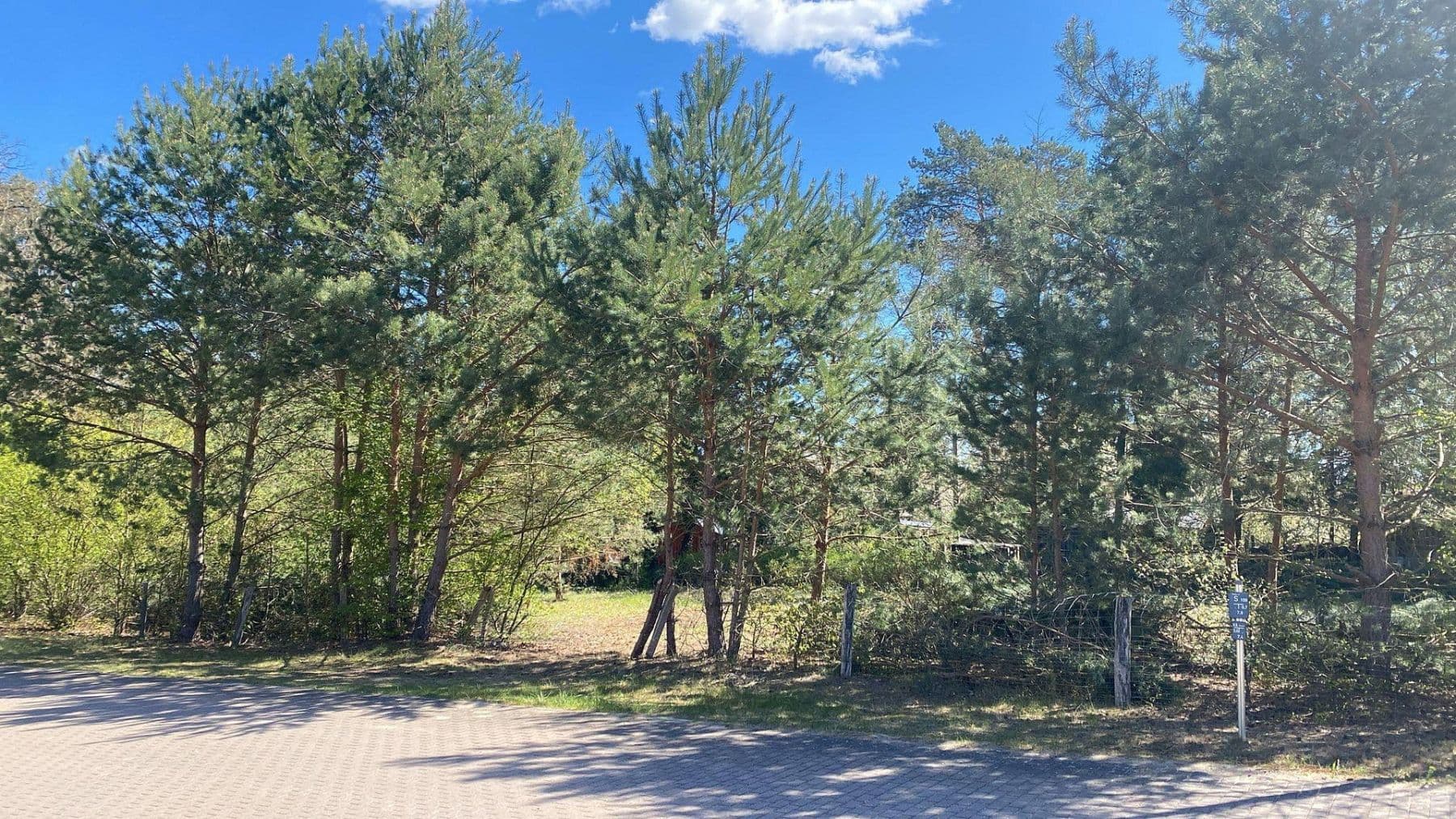 Prodej pozemku 1.254 m², Löwenberger Land, Braniborsko Prodej pozemku 1.254 m², Löwenberger Land, Braniborsko