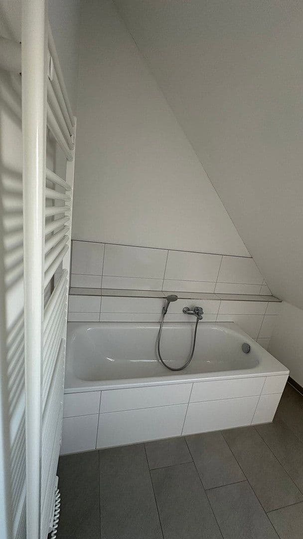 Pronájem bytu 3+kk 116 m², Ahlen, Severní Porýní-Vestfálsko Pronájem bytu 3+kk 116 m², Ahlen, Severní Porýní-Vestfálsko