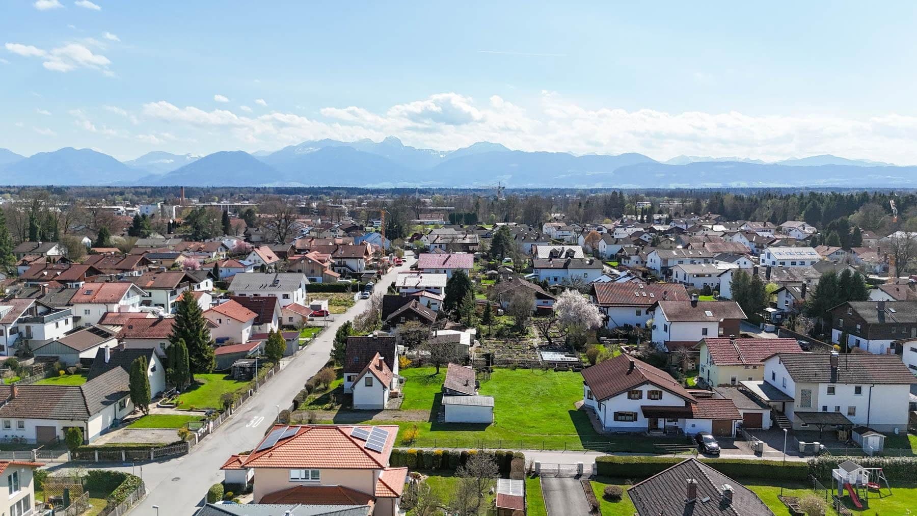 Pronájem domu 180 m², pozemek 553 m², Kolbermoor, Bavorsko Pronájem domu 180 m², pozemek 553 m², Kolbermoor, Bavorsko