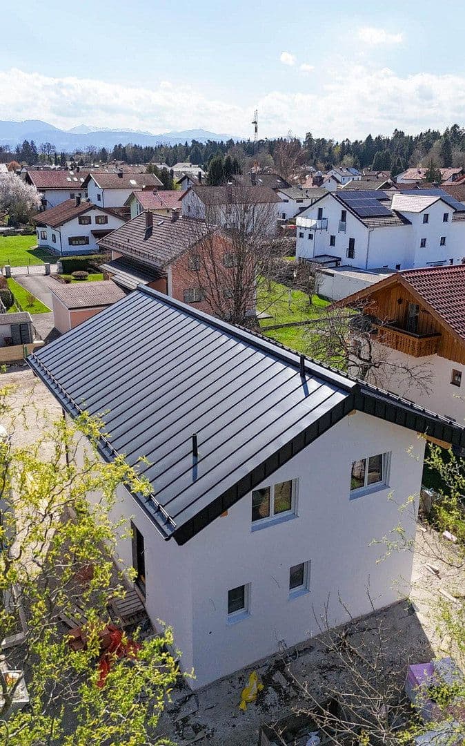 Pronájem domu 180 m², pozemek 553 m², Kolbermoor, Bavorsko Pronájem domu 180 m², pozemek 553 m², Kolbermoor, Bavorsko