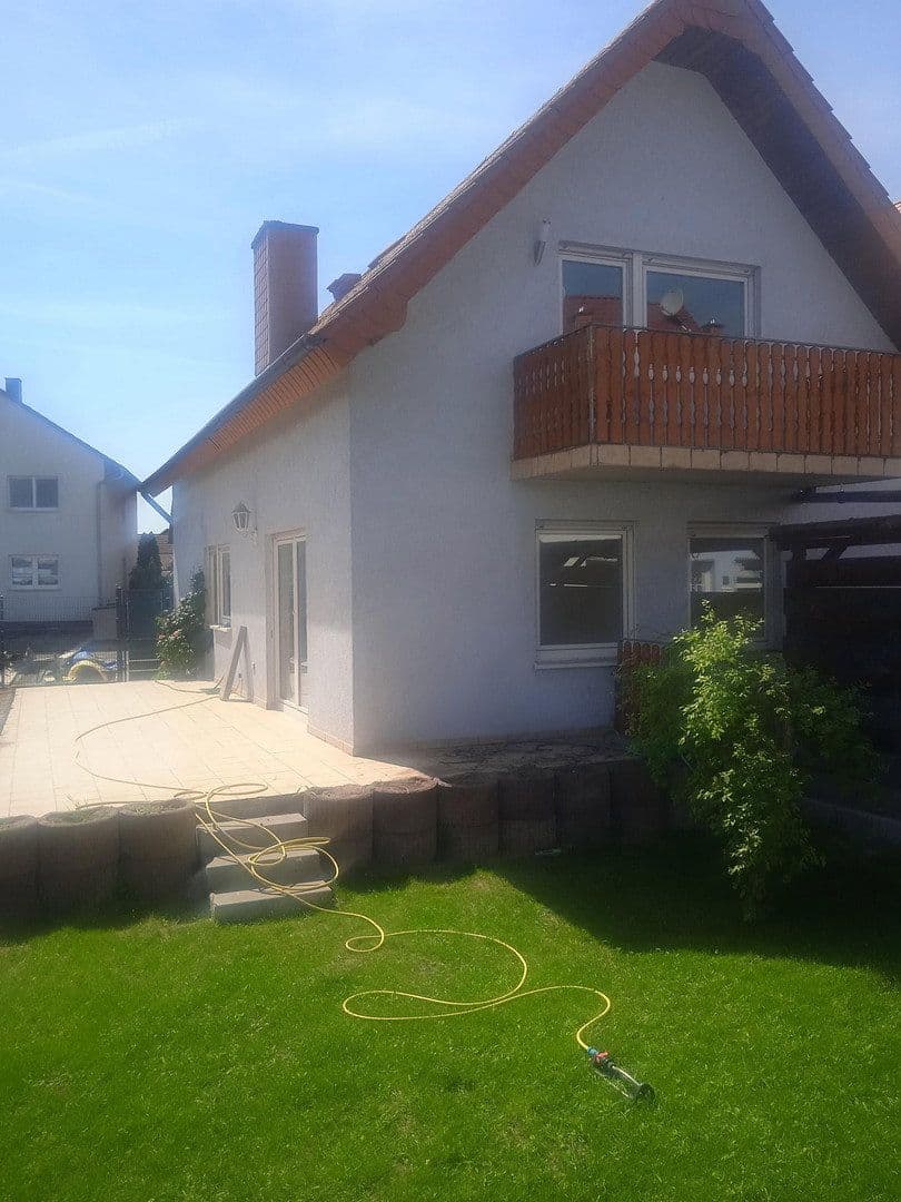 Pronájem domu 130 m², pozemek 246 m², St. Leon-Rot, Bádensko-Württembersko Pronájem domu 130 m², pozemek 246 m², St. Leon-Rot, Bádensko-Württembersko