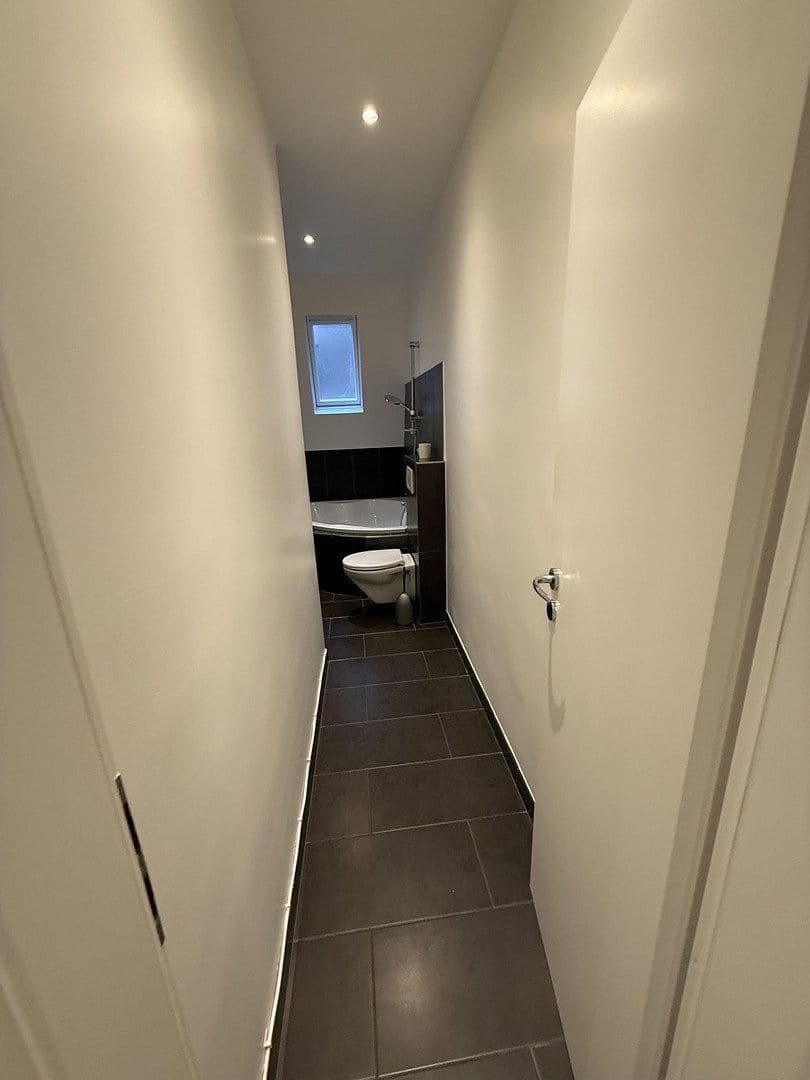 Pronájem domu 59 m², pozemek 800 m², Wiesbaden, Hessen Pronájem domu 59 m², pozemek 800 m², Wiesbaden, Hessen