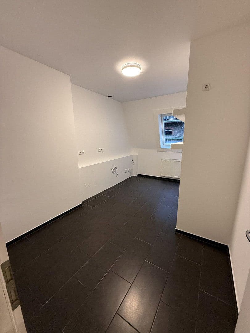 Pronájem domu 59 m², pozemek 800 m², Wiesbaden, Hessen Pronájem domu 59 m², pozemek 800 m², Wiesbaden, Hessen