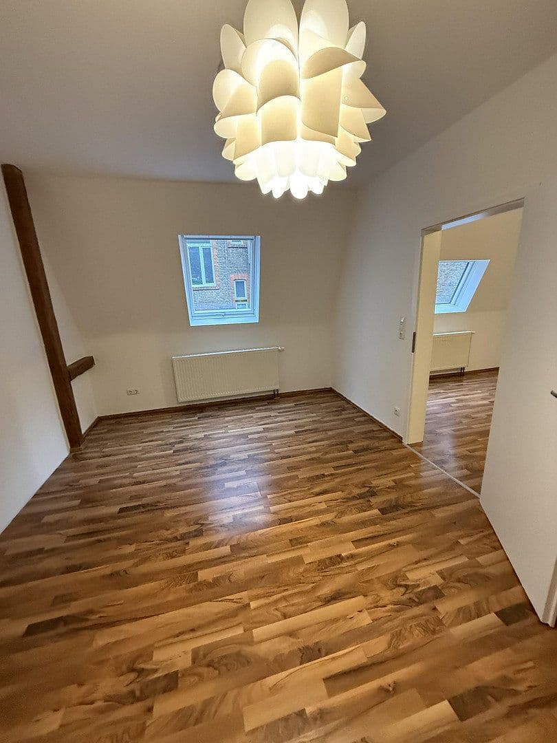 Pronájem domu 59 m², pozemek 800 m², Wiesbaden, Hessen Pronájem domu 59 m², pozemek 800 m², Wiesbaden, Hessen