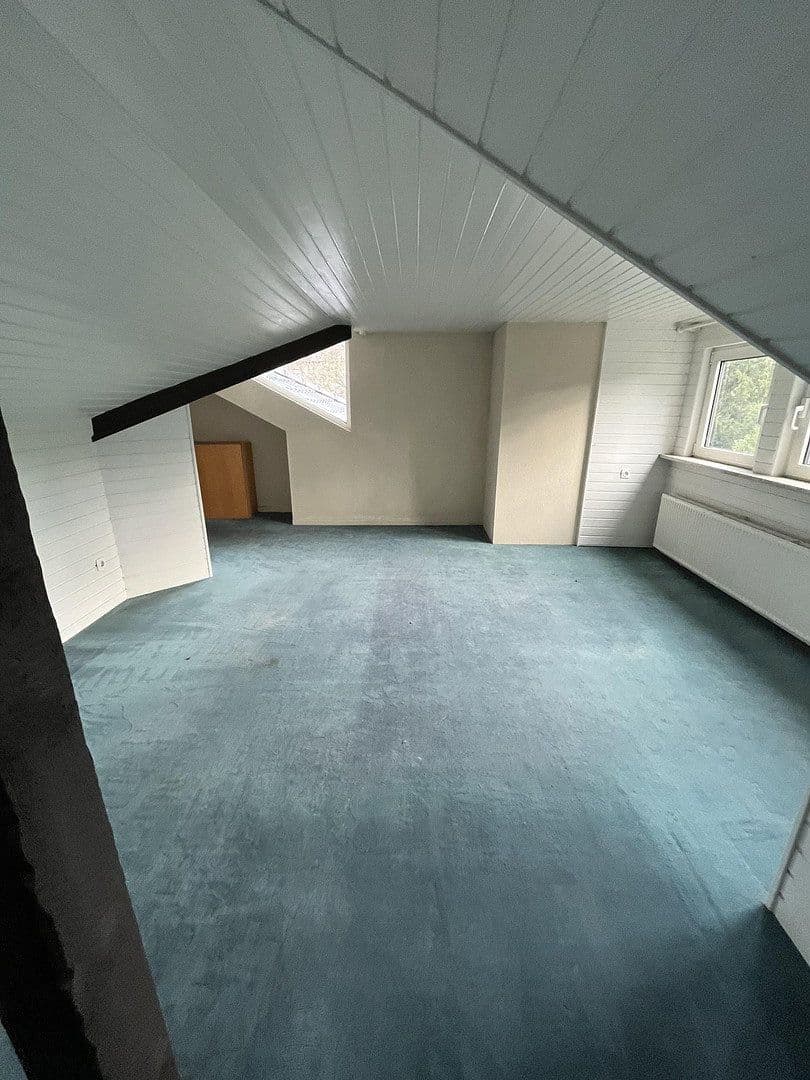 Prodej domu 220 m², pozemek 1.463 m², Königgrätzerstr. 12, Solingen, Severní Porýní-Vestfálsko Prodej domu 220 m², pozemek 1.463 m², Königgrätzerstr. 12, Solingen, Severní Porýní-Vestfálsko