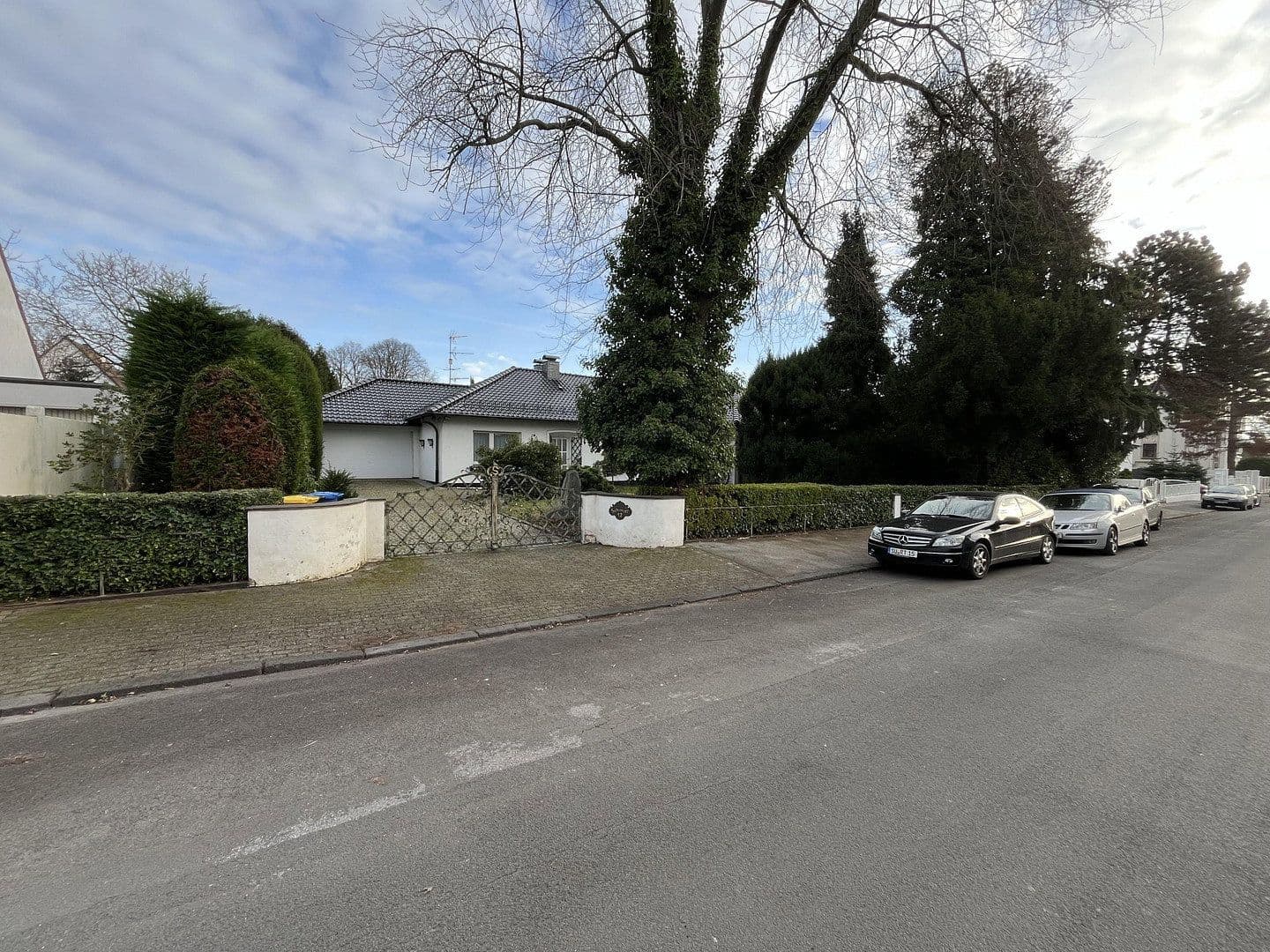 Prodej domu 220 m², pozemek 1.463 m², Königgrätzerstr. 12, Solingen, Severní Porýní-Vestfálsko Prodej domu 220 m², pozemek 1.463 m², Königgrätzerstr. 12, Solingen, Severní Porýní-Vestfálsko