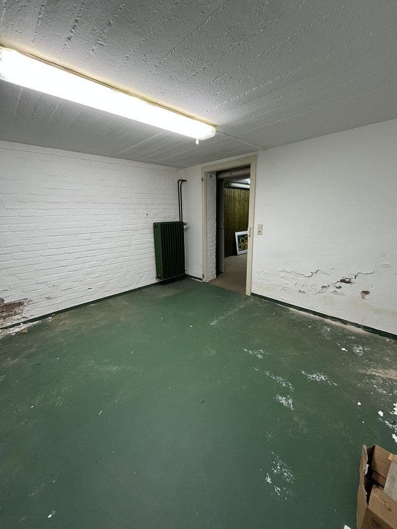 Prodej domu 220 m², pozemek 1.463 m², Königgrätzerstr. 12, Solingen, Severní Porýní-Vestfálsko Prodej domu 220 m², pozemek 1.463 m², Königgrätzerstr. 12, Solingen, Severní Porýní-Vestfálsko