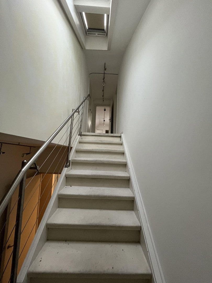 Prodej domu 220 m², pozemek 1.463 m², Königgrätzerstr. 12, Solingen, Severní Porýní-Vestfálsko Prodej domu 220 m², pozemek 1.463 m², Königgrätzerstr. 12, Solingen, Severní Porýní-Vestfálsko