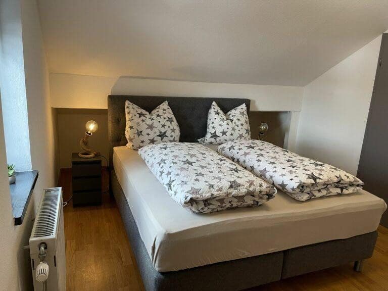Prodej domu 210 m², pozemek 327 m², Winterbergerstr. 44, Freyung, Bavorsko Prodej domu 210 m², pozemek 327 m², Winterbergerstr. 44, Freyung, Bavorsko