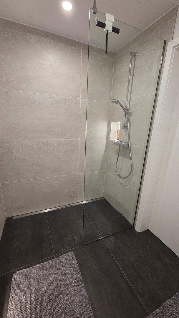 Pronájem bytu 2+1 65 m², Bergisch Gladbach, Severní Porýní-Vestfálsko Pronájem bytu 2+1 65 m², Bergisch Gladbach, Severní Porýní-Vestfálsko