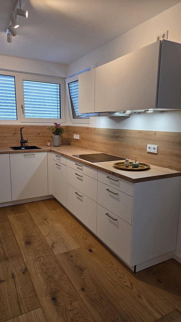 Pronájem bytu 2+1 65 m², Bergisch Gladbach, Severní Porýní-Vestfálsko Pronájem bytu 2+1 65 m², Bergisch Gladbach, Severní Porýní-Vestfálsko