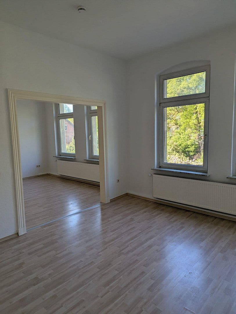 Pronájem bytu 4+1 100 m², Willhelmstraße 16, Helmstedt, Dolní Sasko Pronájem bytu 4+1 100 m², Willhelmstraße 16, Helmstedt, Dolní Sasko