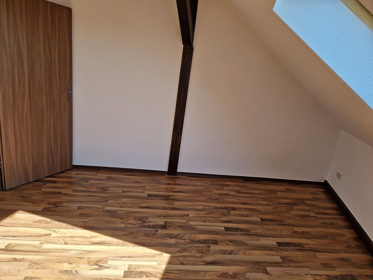Pronájem bytu 2+1 65 m², Hoyerswerda Str.113, Budyšín, Sasko Pronájem bytu 2+1 65 m², Hoyerswerda Str.113, Budyšín, Sasko