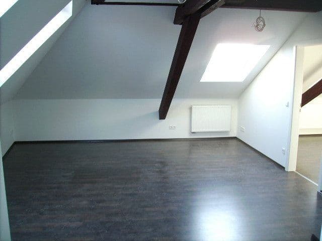 Pronájem bytu 2+kk 65 m², Heilbronn, Bádensko-Württembersko Pronájem bytu 2+kk 65 m², Heilbronn, Bádensko-Württembersko