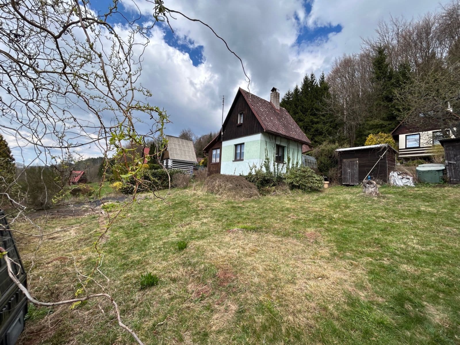 Prodej chaty, chalupy 40 m², pozemek 384 m², Vlčická, Trutnov, Královéhradecký kraj Prodej chaty, chalupy 40 m², pozemek 384 m², Vlčická, Trutnov, Královéhradecký kraj