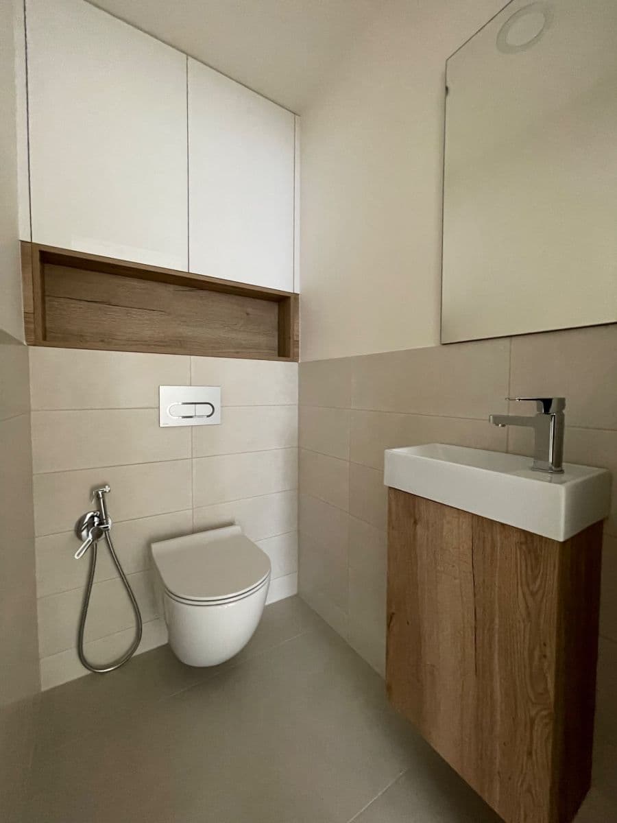 Pronájem bytu 2+kk 56 m², Na Palouku, Praha, Praha Pronájem bytu 2+kk 56 m², Na Palouku, Praha, Praha