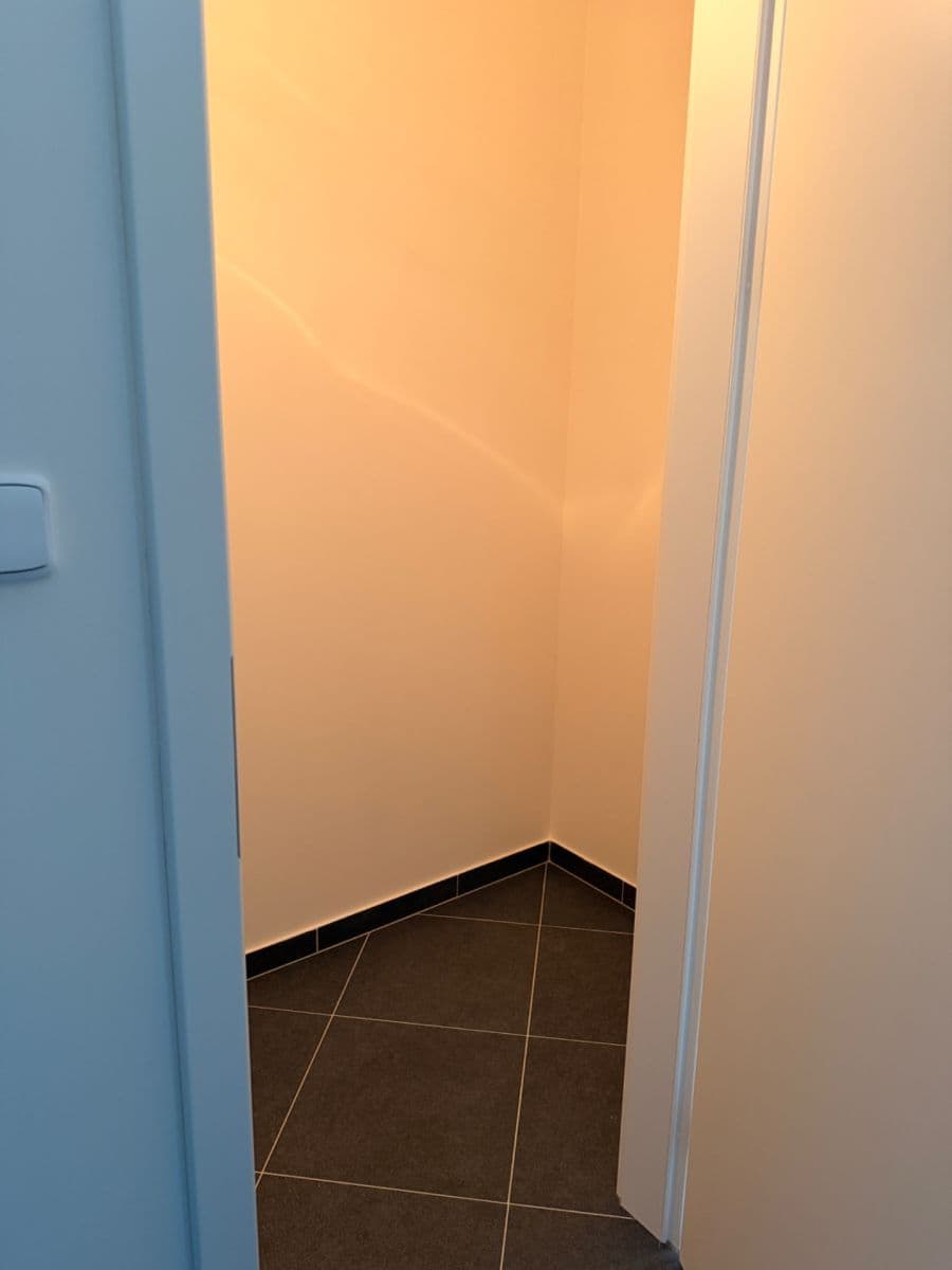 Pronájem bytu 2+kk 45 m², Pod Harfou, Praha, Praha Pronájem bytu 2+kk 45 m², Pod Harfou, Praha, Praha