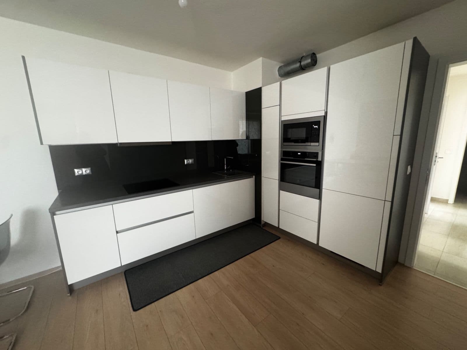 Pronájem bytu 3+kk 77 m², Strnadových, Praha, Praha Pronájem bytu 3+kk 77 m², Strnadových, Praha, Praha