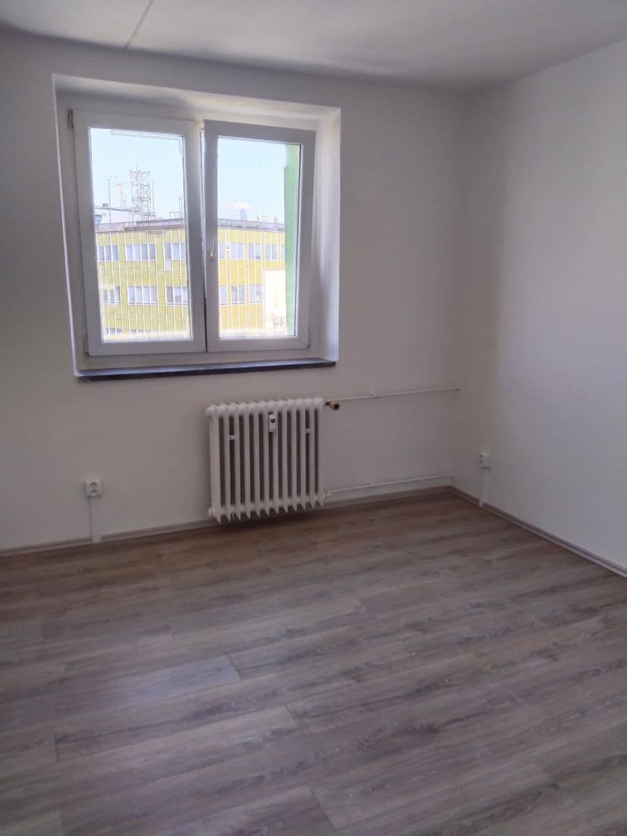 Pronájem bytu 3+1 65 m², Kmochova, Olomouc, Olomoucký kraj Pronájem bytu 3+1 65 m², Kmochova, Olomouc, Olomoucký kraj